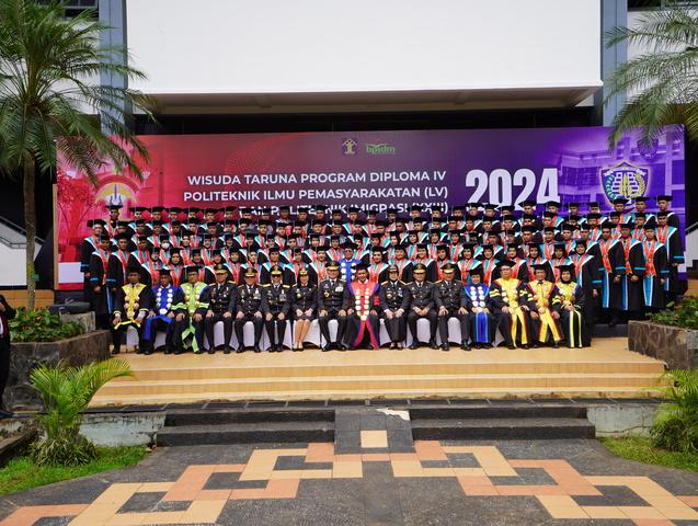 wisudataruna4