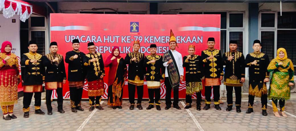 upacara hut ri
